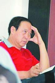 娱乐明星从政,娱乐明星跨界从政的华丽转身  第3张