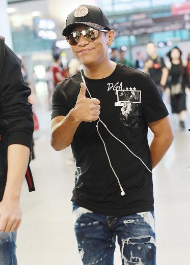 宋小宝老婆王雪照片,美丽与智慧并存，幸福生活曝光  第2张