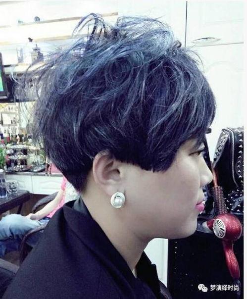 烫纹理的发型图片  第2张