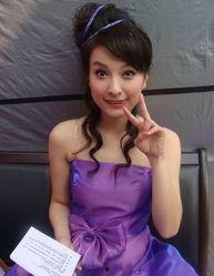 演员吴昕资料,从选秀新星到全能艺人，她的成长之路