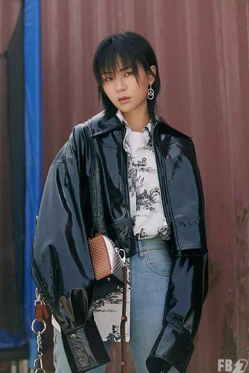 娱乐圈周笔畅,音乐之路上的璀璨星辰  第2张