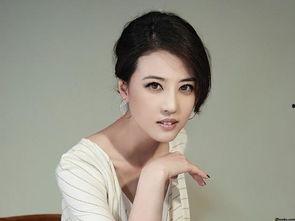 催眠娱乐圈之周慧敏,娱乐圈的催眠女神，魅力无限  第2张